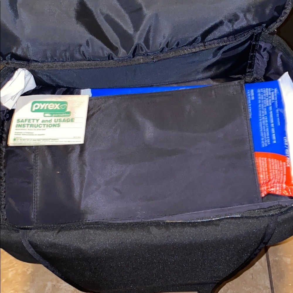 BX6 Pyrex Dark Blue and Gray Insulated Carrier - Picture 4 of 8